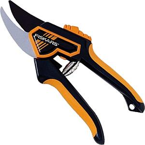 Pruner Euro Bypass Large with Holster Fiskars